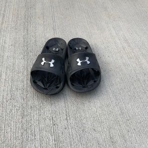 Under armor Flip flops